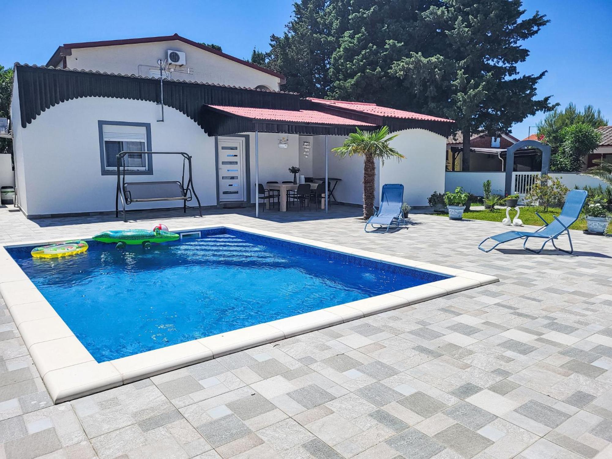 Holiday Home Matea By Interhome Nin Exteriér fotografie